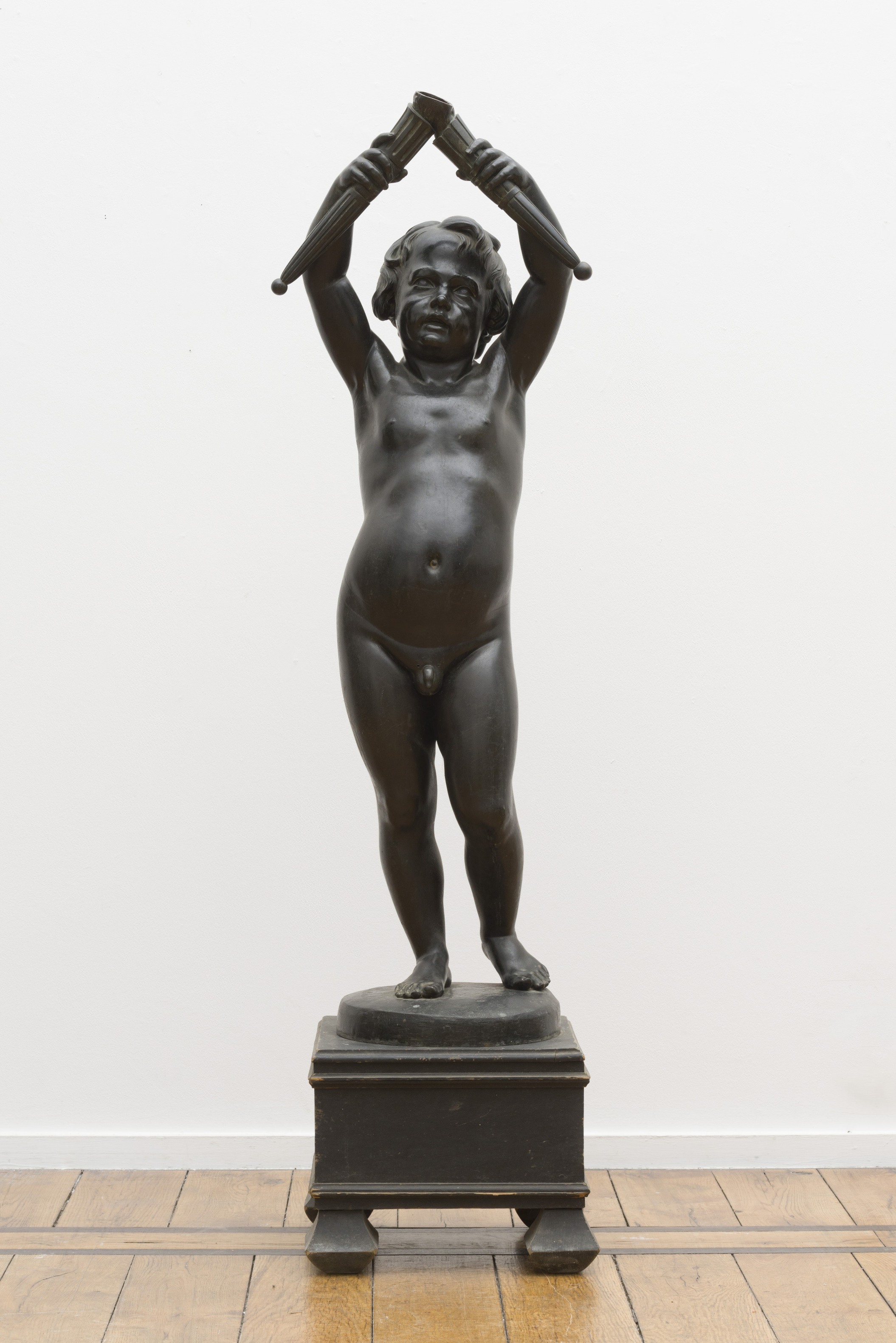 CHARLES VAN OEMBERG (1824-1901) Putti porte-torch&#232;re, 1868