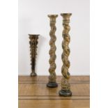 Paire de colonnes salomoniques en bois sculpt&#233;, 18e si&#232;cle