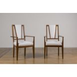 GUSTAVE SERRURIER BOVY (1858-1910) Suite de deux fauteuils en noyer, mod. Campagne, 1902