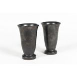 POL CHAMBOST (1906-1983) Paire de vases tulipe en c&#233;ramique &#233;maill&#233;e noire