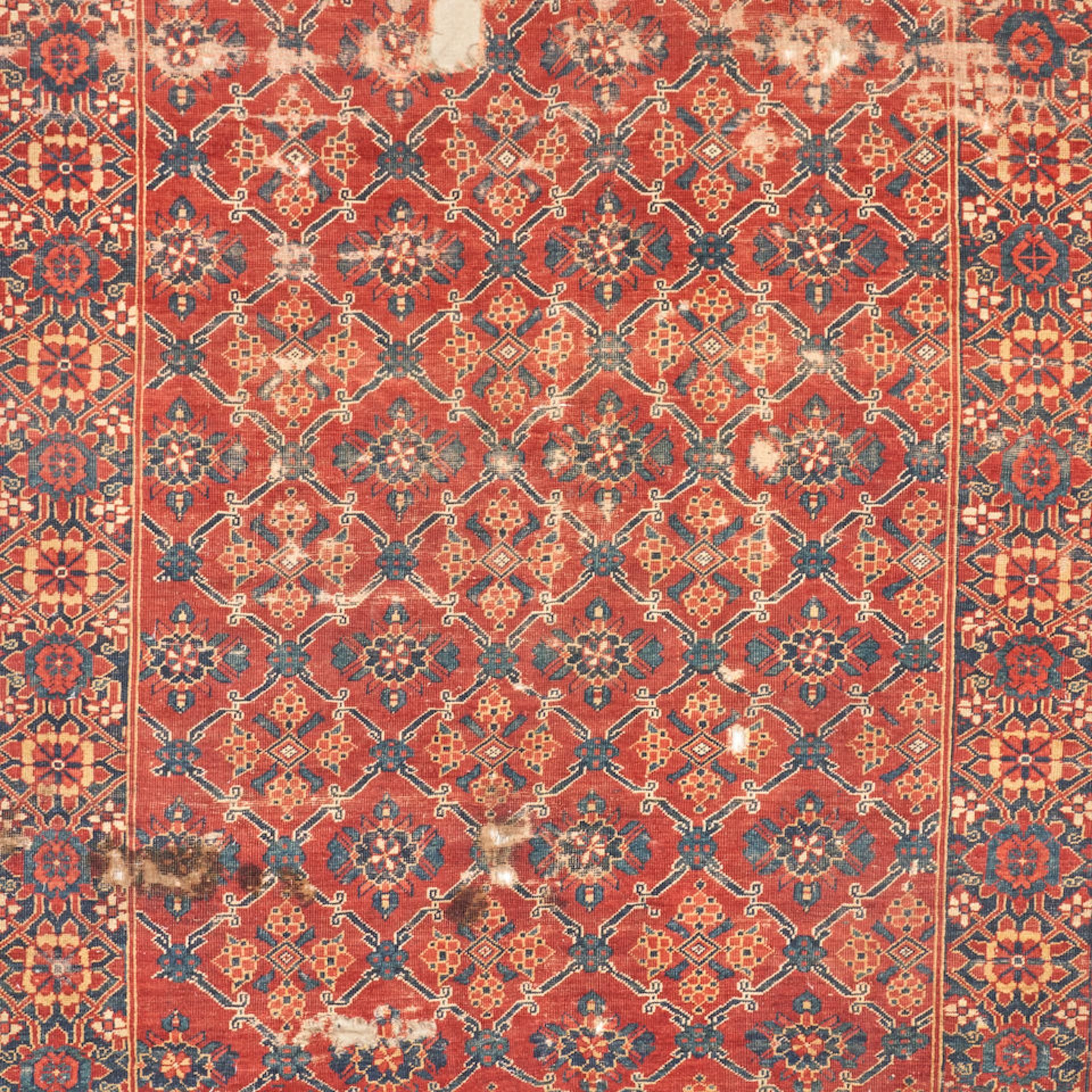 Early Beshir Carpet Turkestan 5 ft. 9 in. x 14 ft. 9 in. - Bild 2 aus 2