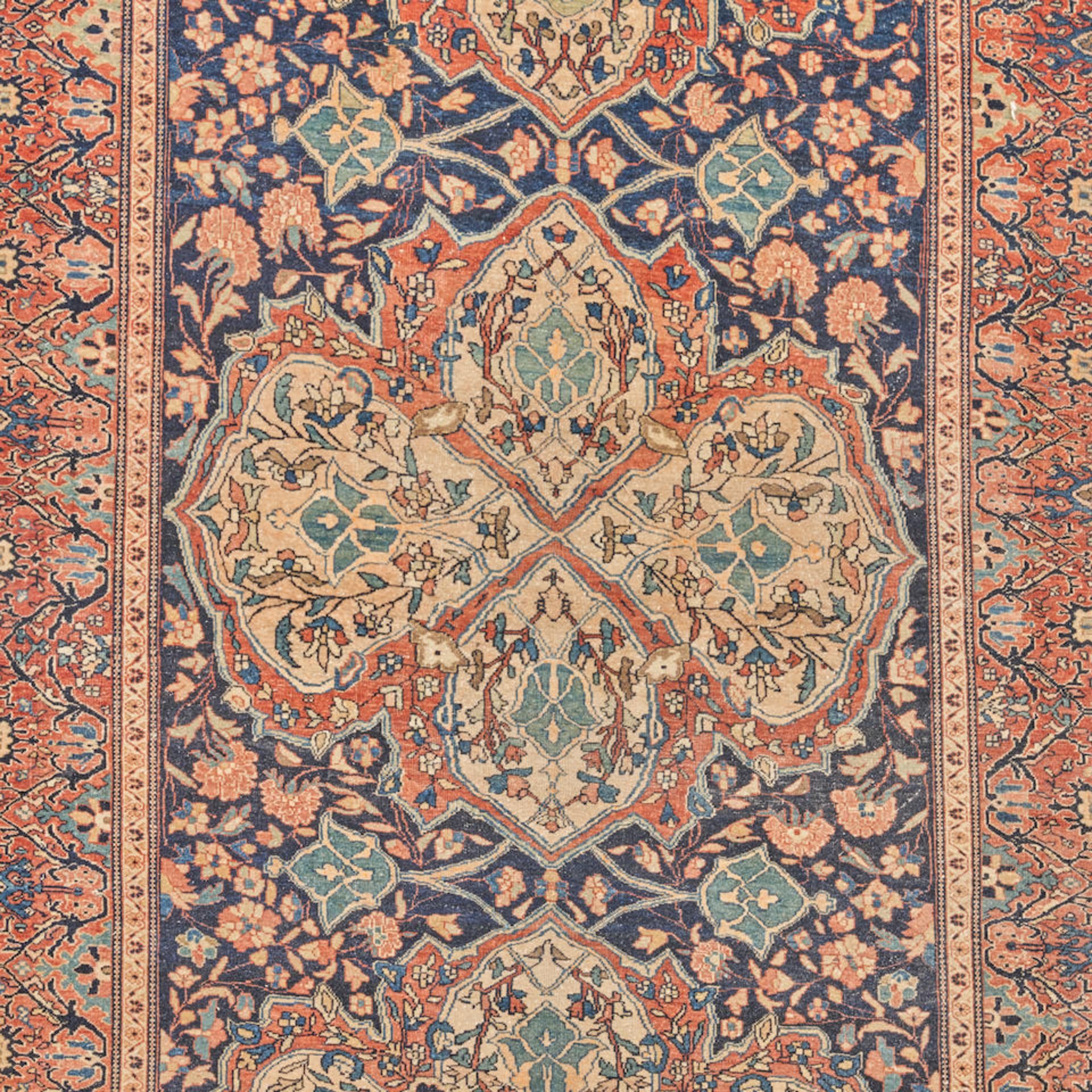 Fine Ferghan Sarouk Rug Iran 4 ft. 1 in. x 6 ft. 7 in. - Bild 3 aus 3