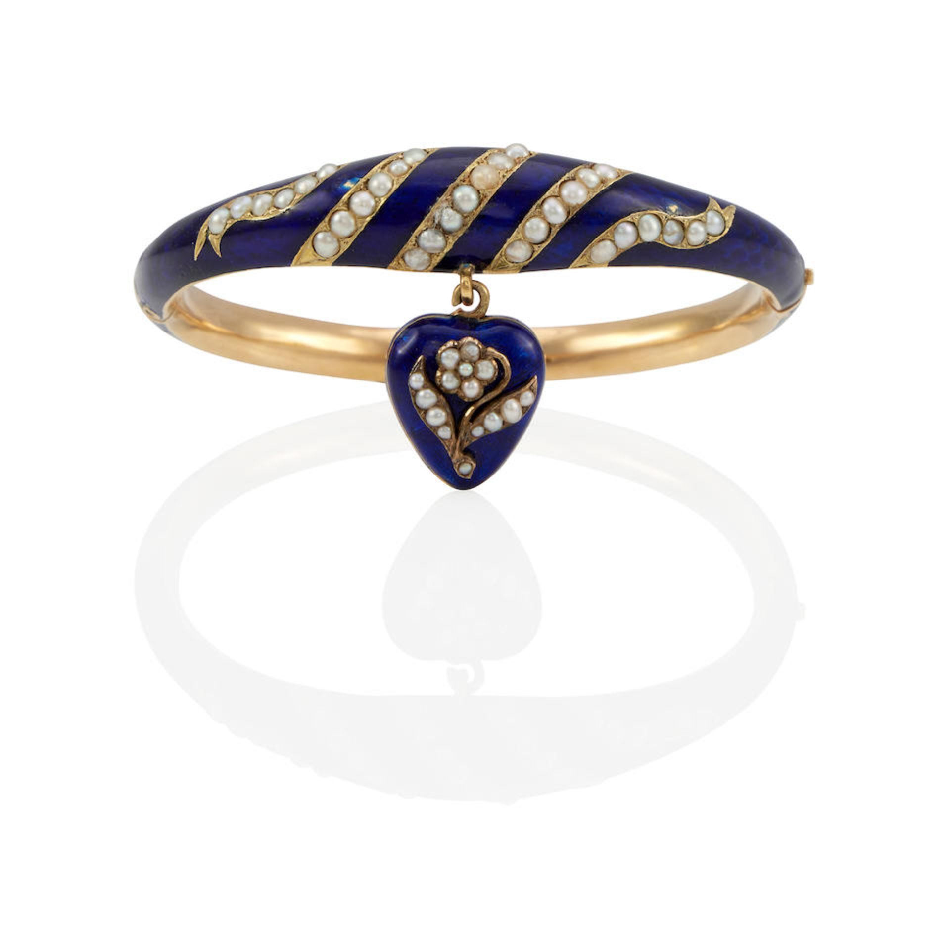 A 14K GOLD, ENAMEL AND SEED PEARL BANGLE BRACELET AND CHARM - Image 2 of 2