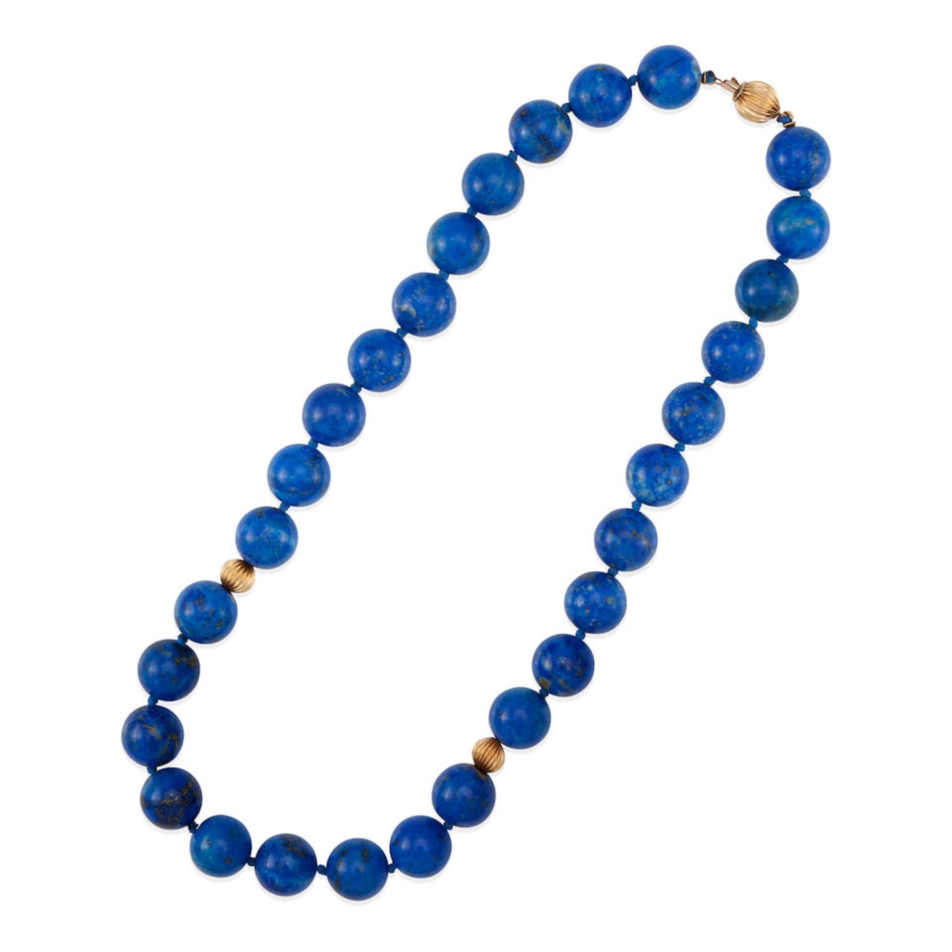 A LAPIS LAZULI BEAD NECKLACE