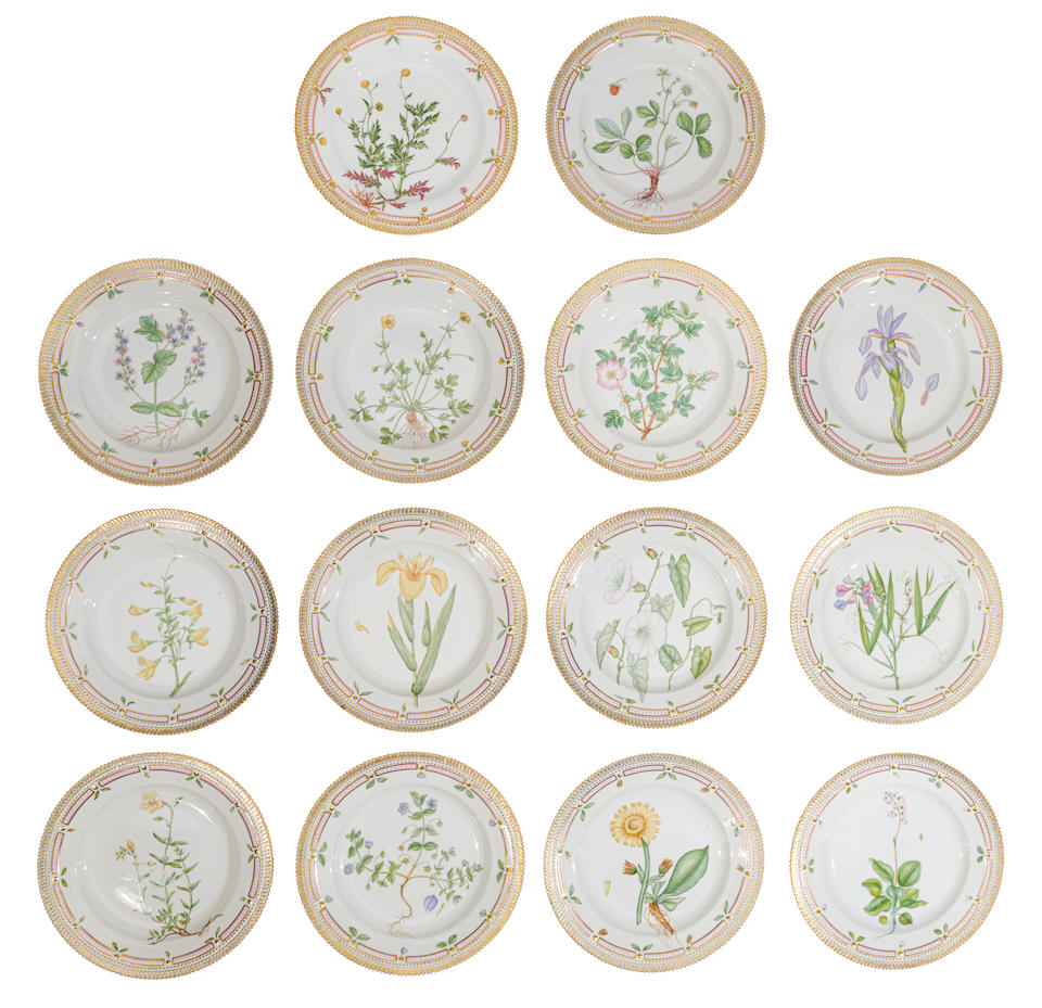 A SET OF FOURTEEN ROYAL COPENHAGEN PORCELAIN FLORA DANICA DINNER PLATESDenmark, late 19th-20th c... - Image 2 of 3