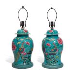 A PAIR OF CHINESE EXPORT FAMILLE ROSE VASES20th century