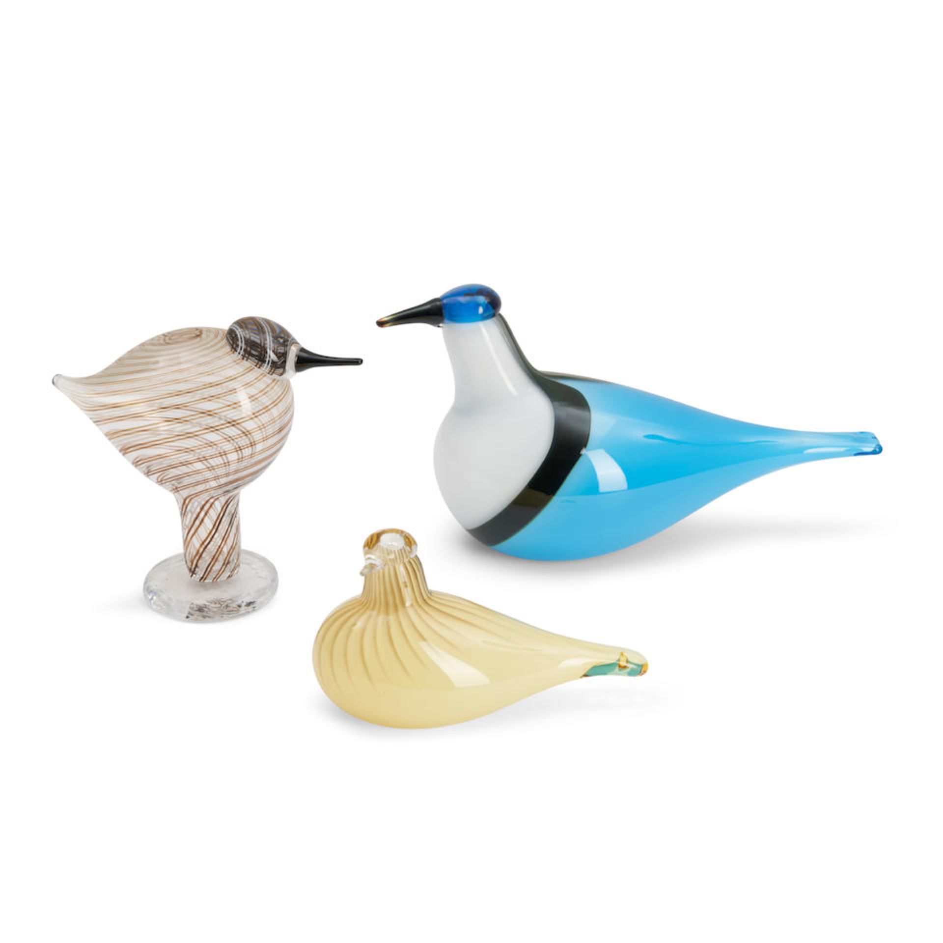 THREE OIVA TOIKKA FOR IITTALA GLASS BIRDS, Finland, late 20th/early 21st century, plover, incise...