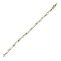 DIAMOND LINE BRACELET