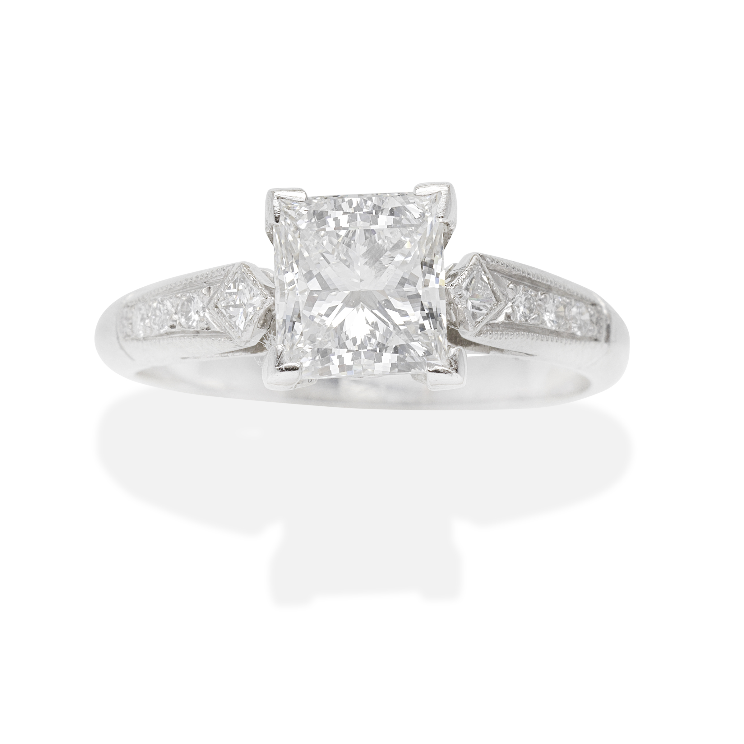 DIAMOND SINGLE-STONE RING