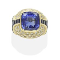 SAPPHIRE AND DIAMOND RING