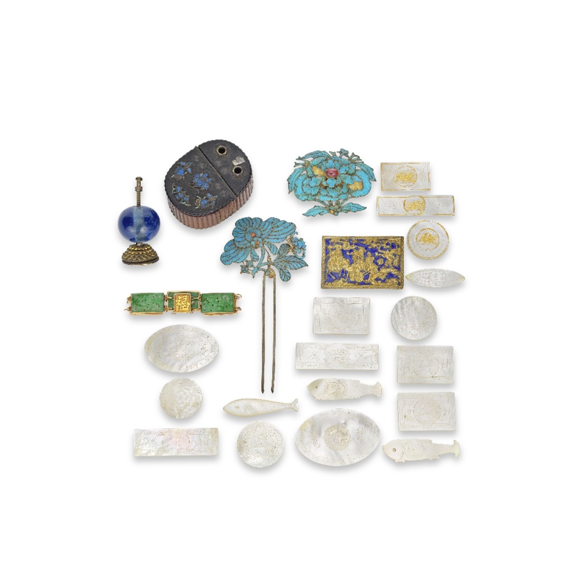 A COLLECTION OF ORNAMENTS AND MOTHER-OF-PEARL GAMING COUNTERS Late Qing Dynasty (approximately 100)