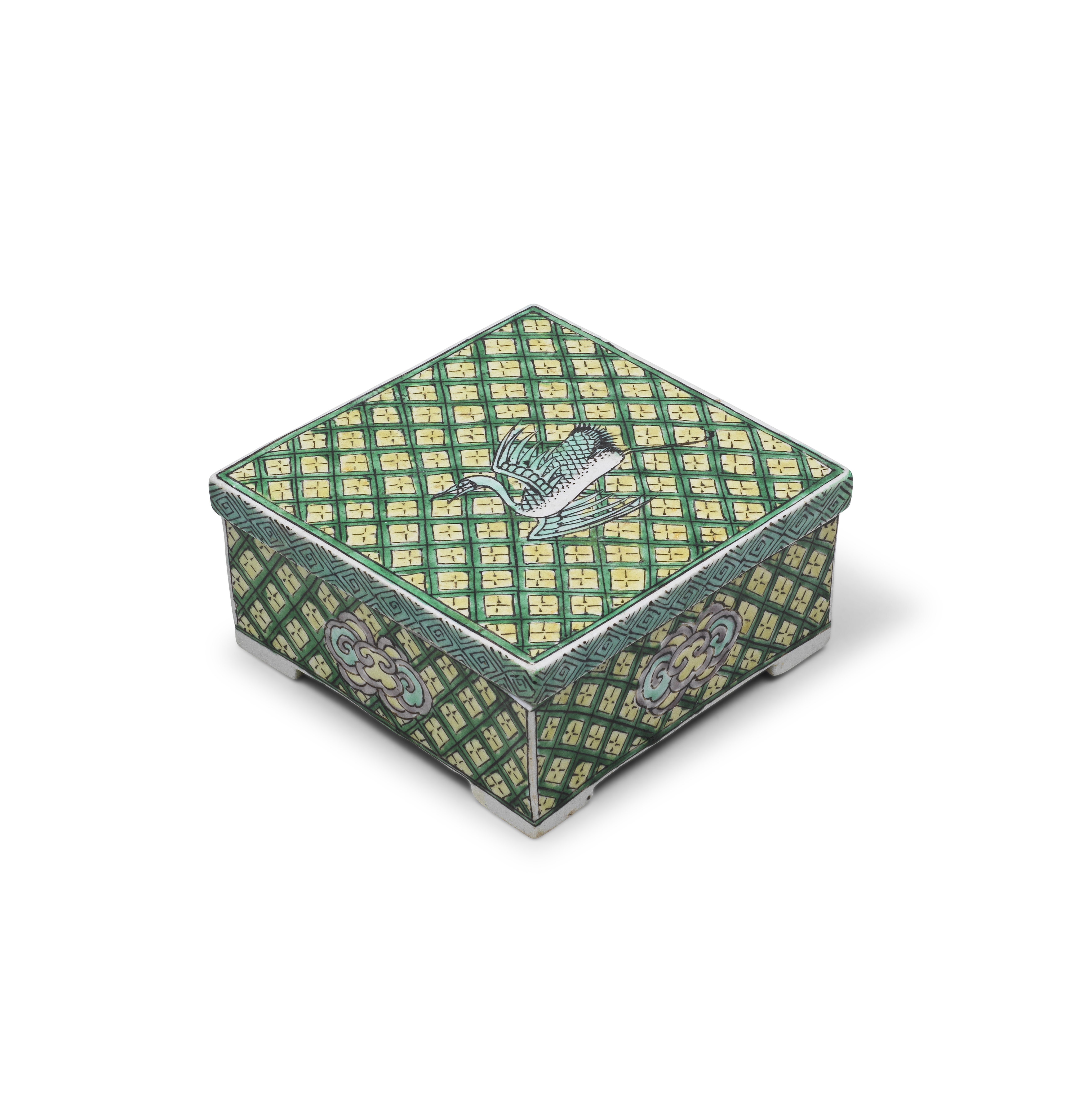 A FAMILLE VERTE BISCUIT BOX AND COVER Kangxi (2)