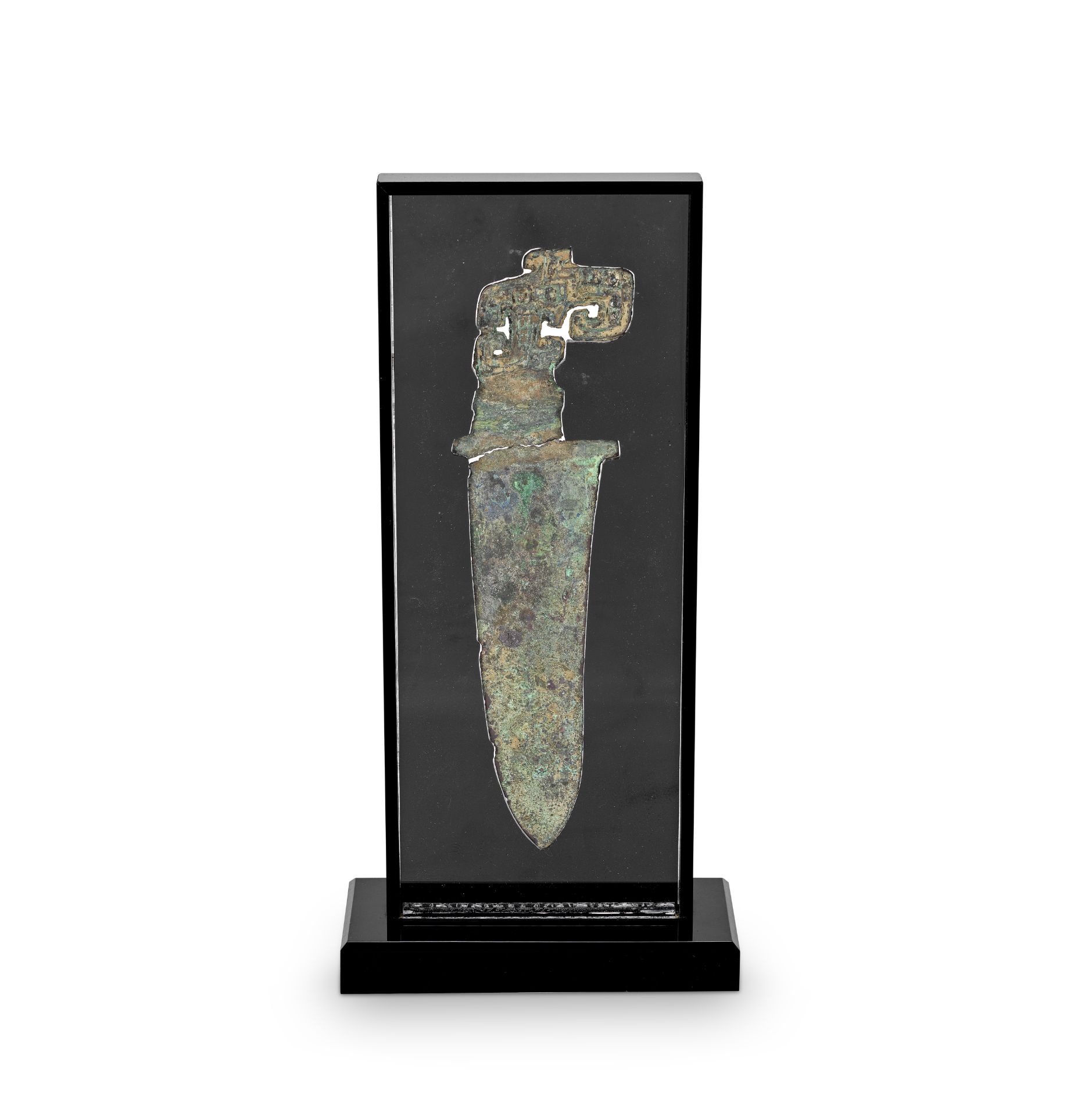 A BRONZE 'DRAGON' DAGGER-AXE, GE Shang Dynasty