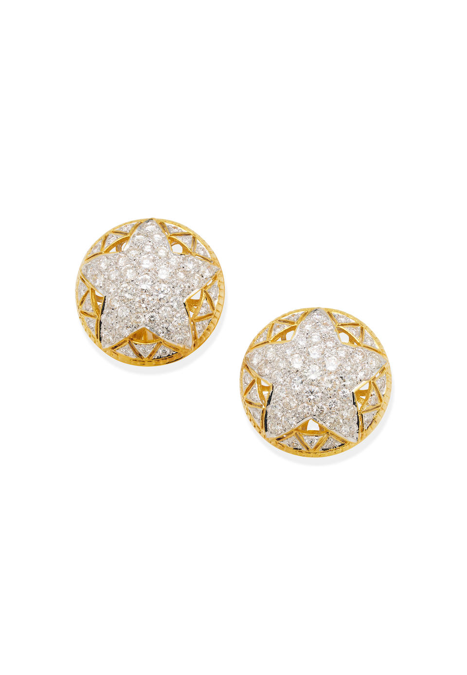 PAIR OF DIAMOND EARRINGS