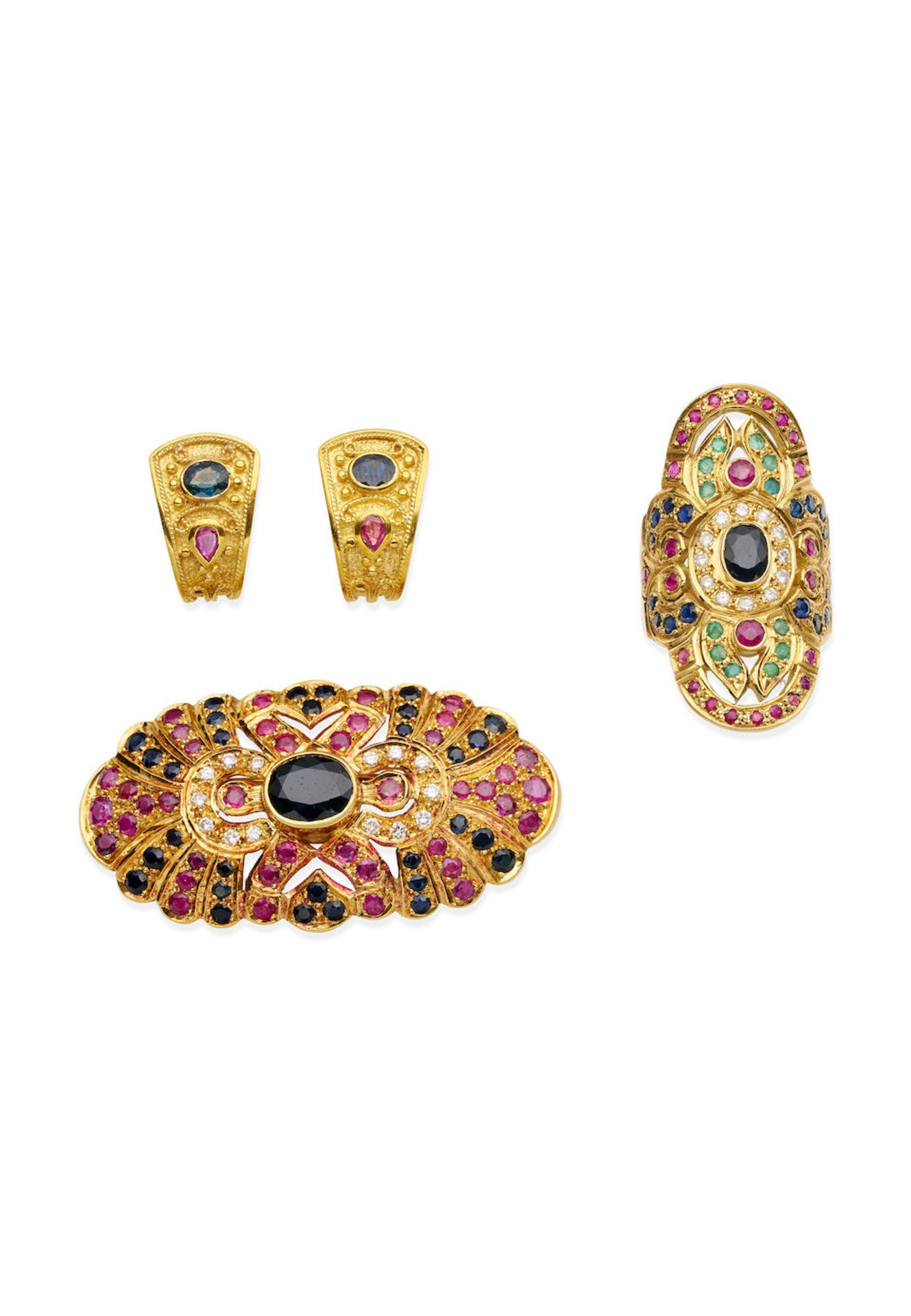 DIAMOND AND GEM-SET BROOCH/PENDANT, RING AND EARRING SUITE