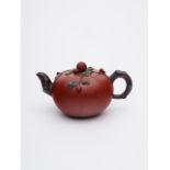 A yixing teapot Attributed to Jiang Rong (1919-2008)
