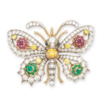 BROCHE EMERAUDES, RUBIS, SAPHIRS ET DIAMANTS EMERALD, RUBY, SAPPHIRE AND DIAMOND BROOCH