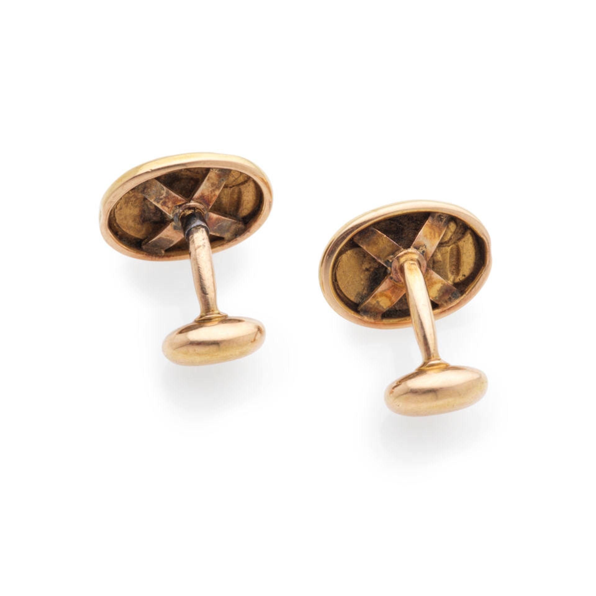 PAIRE DE BOUTONS DE MANCHETTE OR ET DIAMANTS PAIR OF GOLD AND DIAMOND CUFFLINKS - Bild 2 aus 2