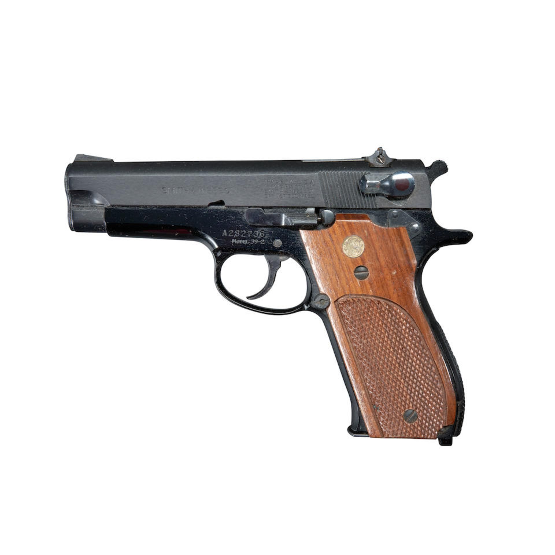 Smith & Wesson Model 39-2 Semi-Automatic Pistol, Modern handgun - Bild 2 aus 3