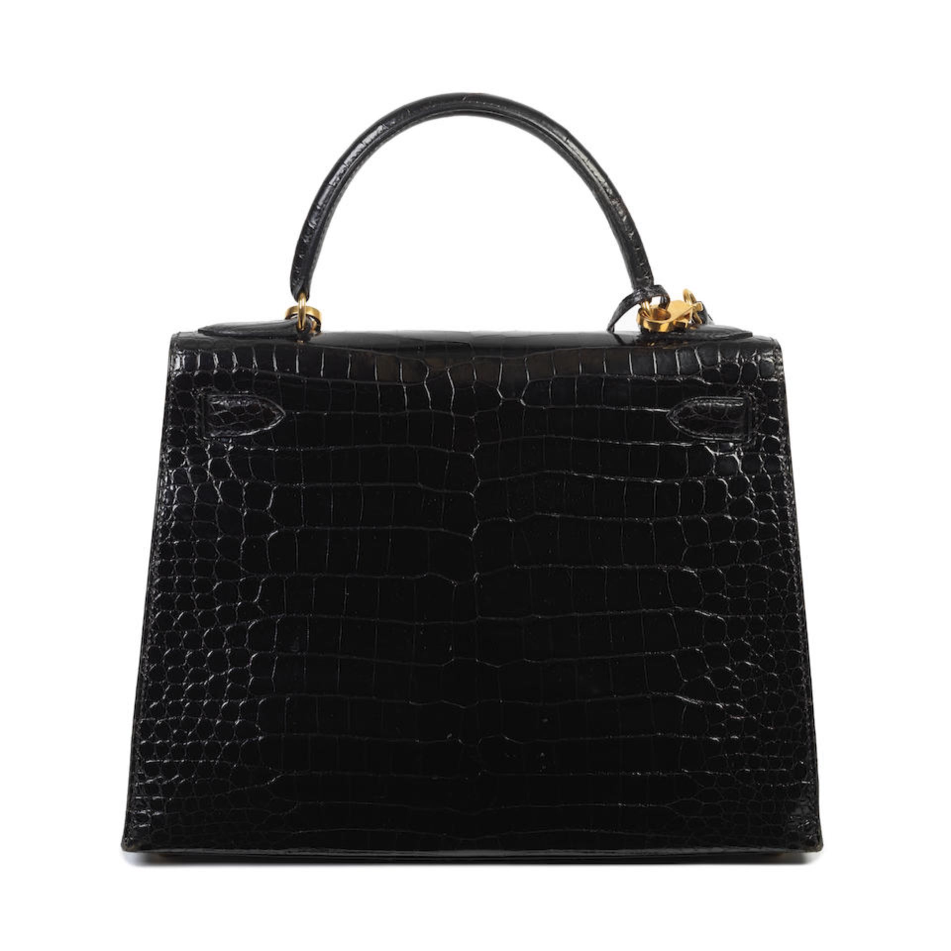 Hermès: a Black Shiny Porosus Crocodile Sellier Kelly 28 1996 (includes padlock, keys, cloc... - Bild 2 aus 2