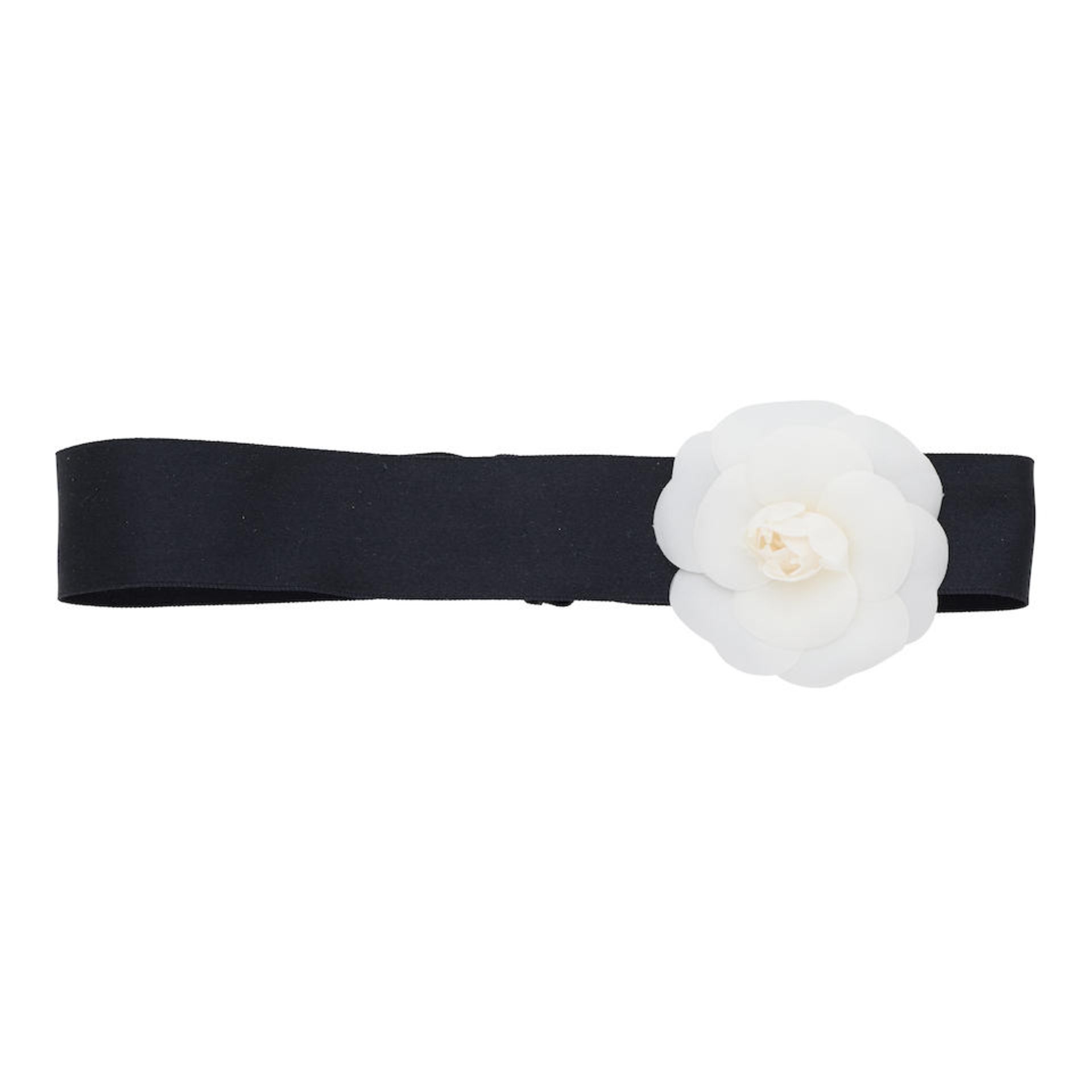 Karl Lagerfeld for Chanel: a Black and White Camellia Hair Band 1990s (includes box) - Image 2 of 2
