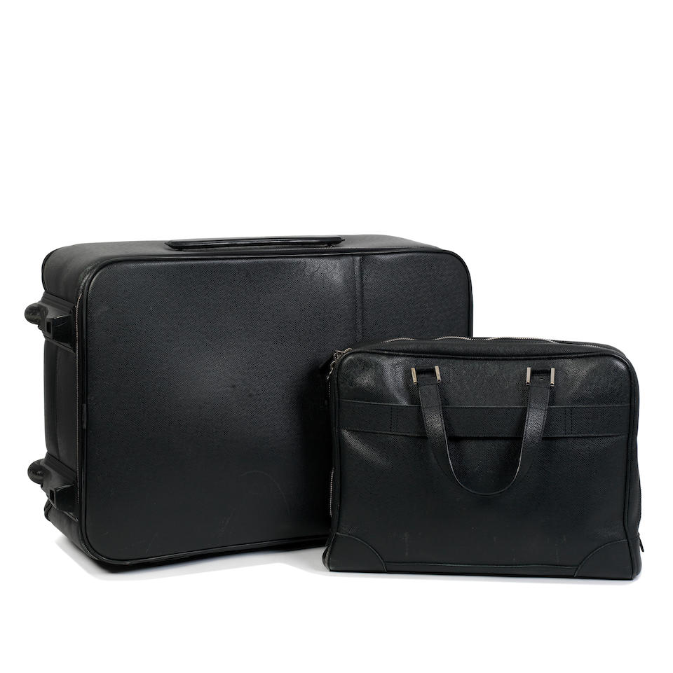 Louis Vuitton: an Ardoise Taiga Leather Pegase Rolling Suitcase and Holdall 2007 - Image 2 of 2