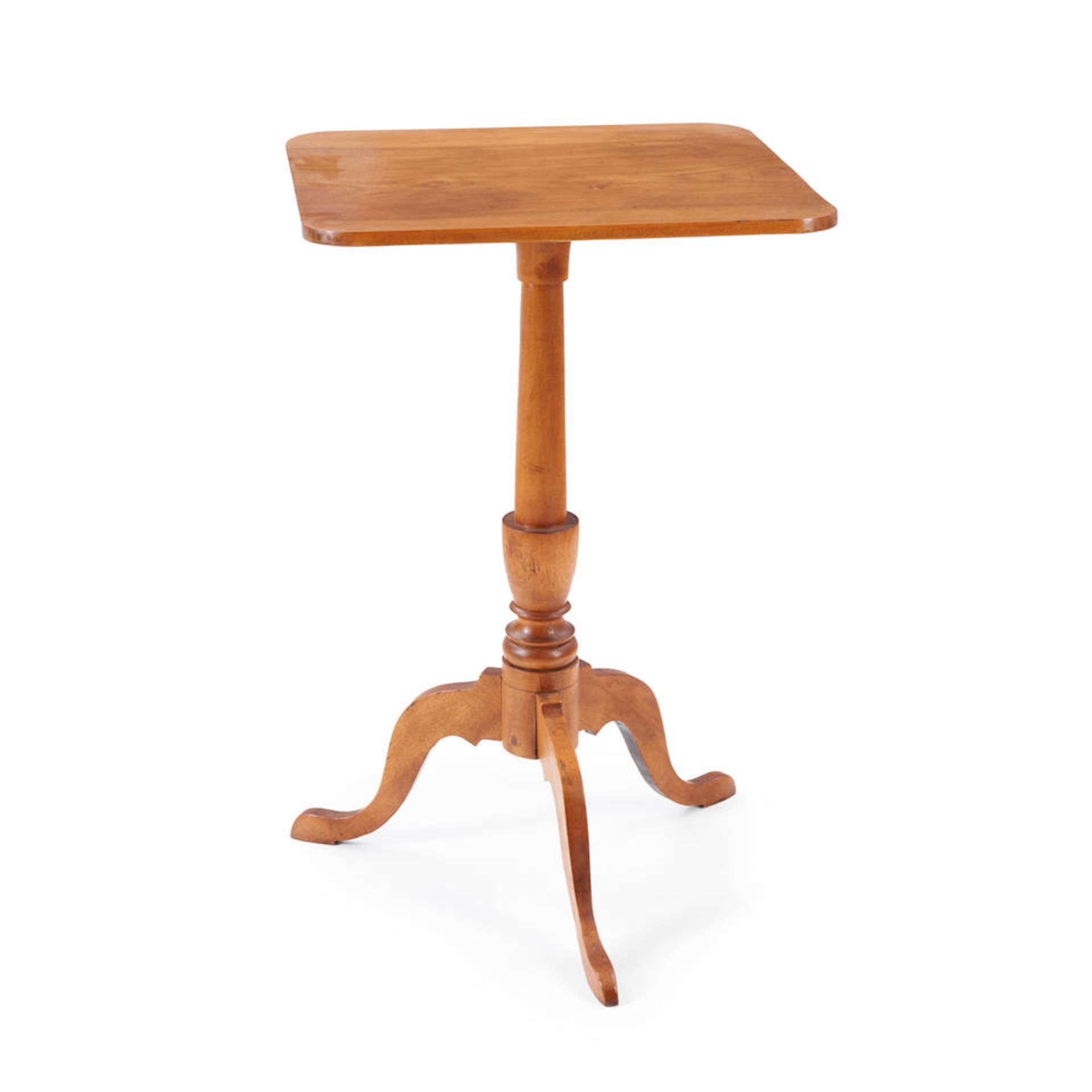 FEDERAL-STYLE MAPLE CANDLESTAND