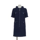 CHANEL, Collection Pr&#234;t &#224; Porter Croisi&#232;re 2019. Robe en tweed frang&#233; bleu-m...