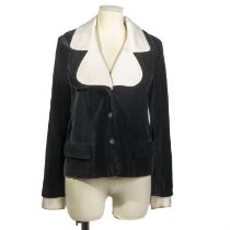 CHANEL Boutique, Collection Pr&#234;t &#224; Porter, Automne-Hiver 2005. Veste du soir droite. D...