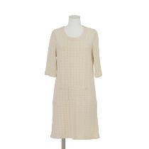 CHANEL, Collection Pr&#234;t &#224; Porter Printemps/Et&#233; 2013. Robe en coton perfor&#233; b...