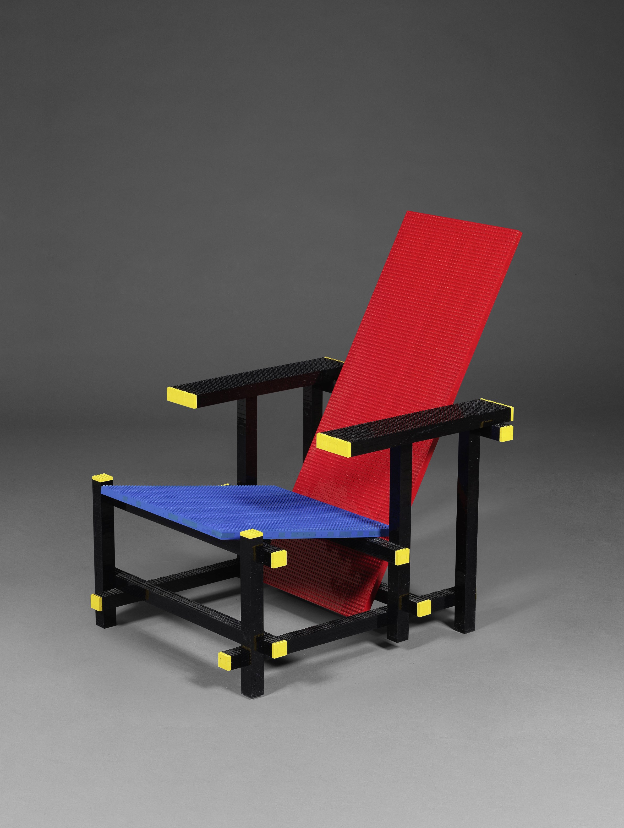 MARIO MINALE (1973) Chaise Red Blue Lego2007Edition Droog, &#233;preuve d'artistePlaque de l'&#2...