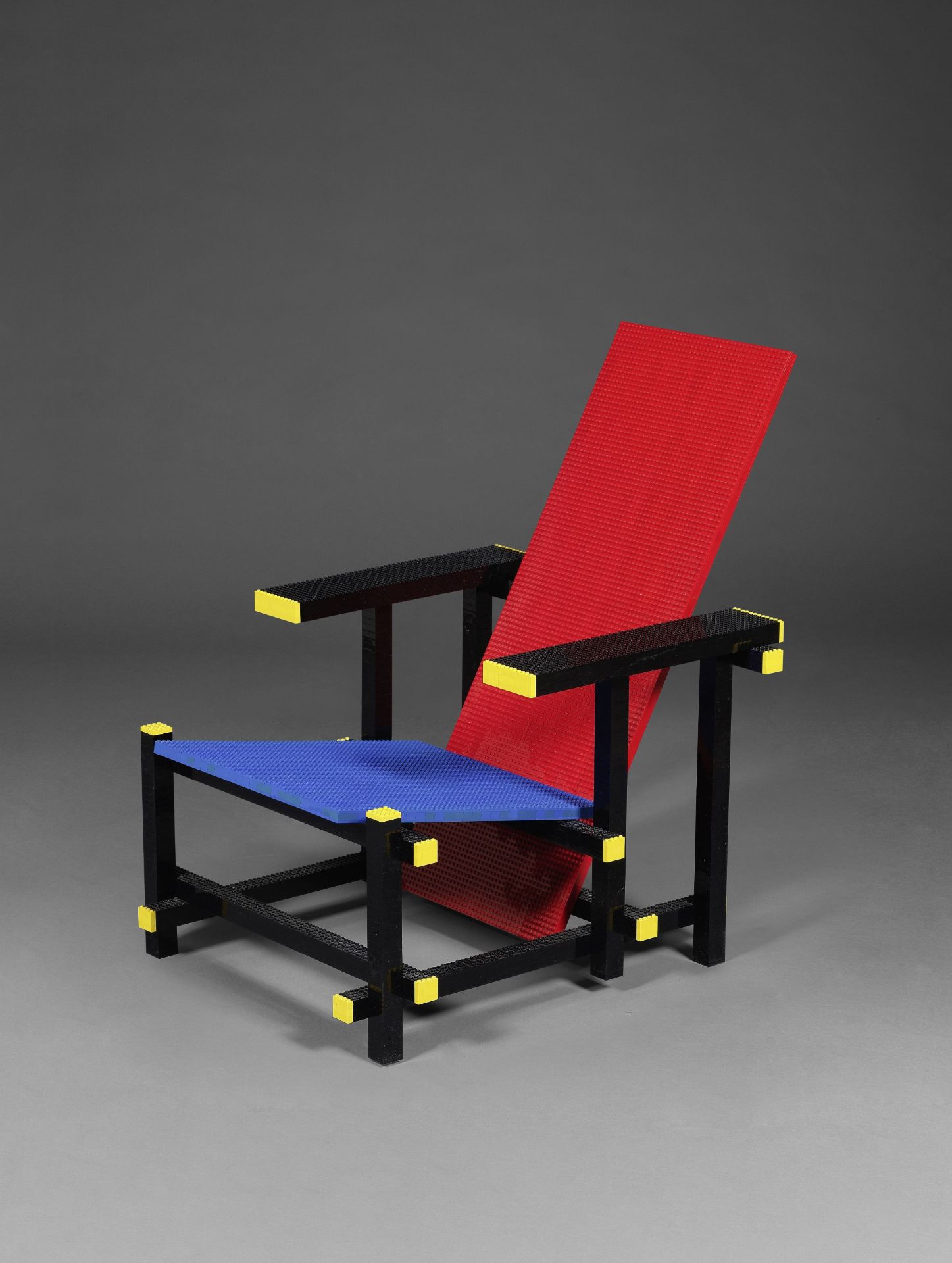 MARIO MINALE (1973) Chaise Red Blue Lego2007Edition Droog, &#233;preuve d'artistePlaque de l'&#2...