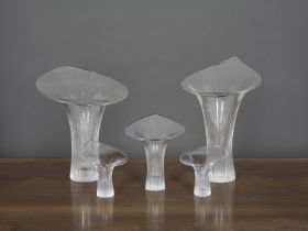 TAPIO WIRKKALA (1915-1985) Ensemble de cinq vases KantarelliCr&#233;ation en 1946, exemplaires c...