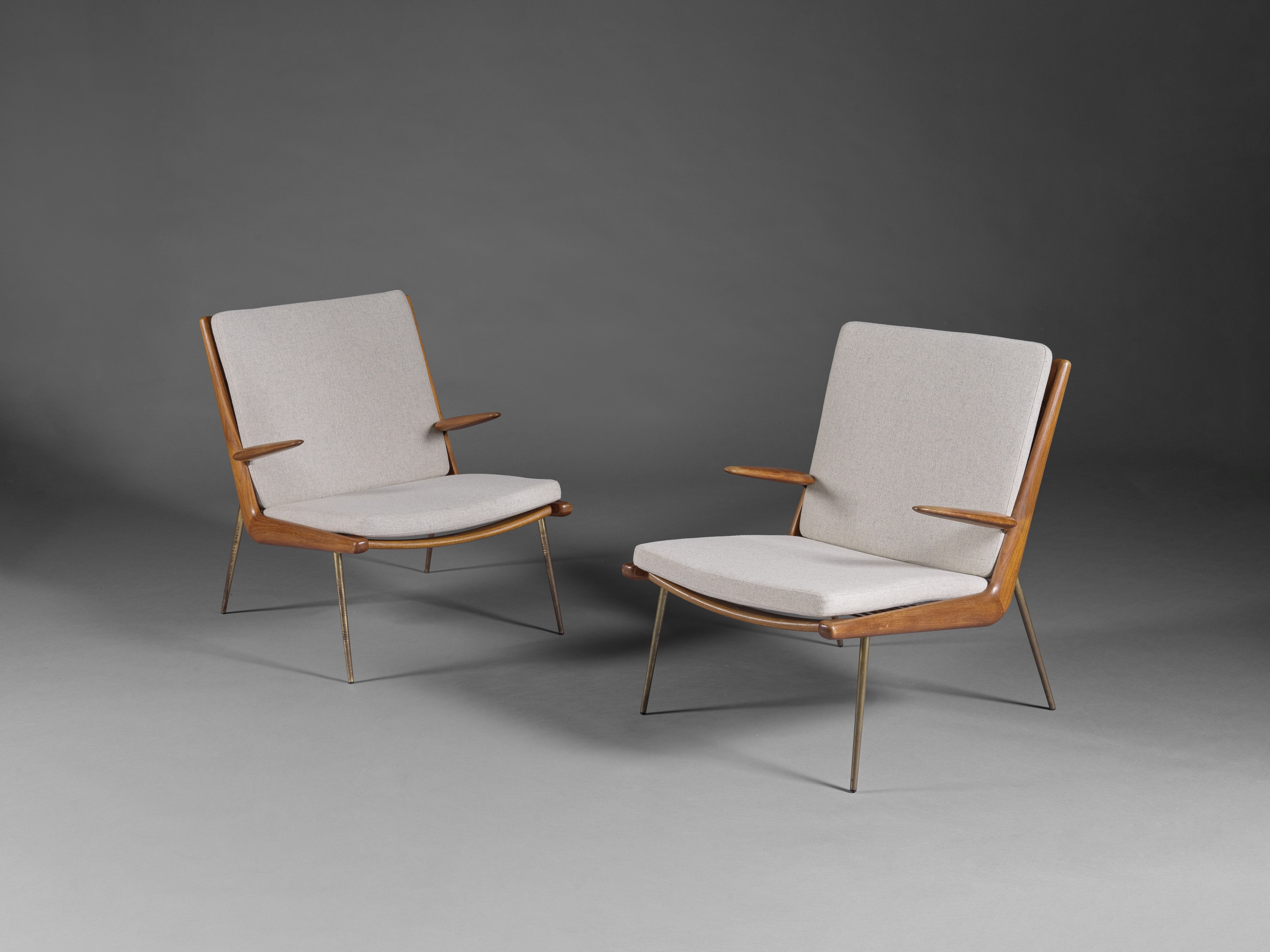 PETER HVIDT (1916-1986) & ORLA M&#216;LGAARD-NIELSEN (1907-1993) Paire de fauteuils Boomerang Pr...