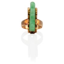 A 14K ROSE GOLD AND JADE RING