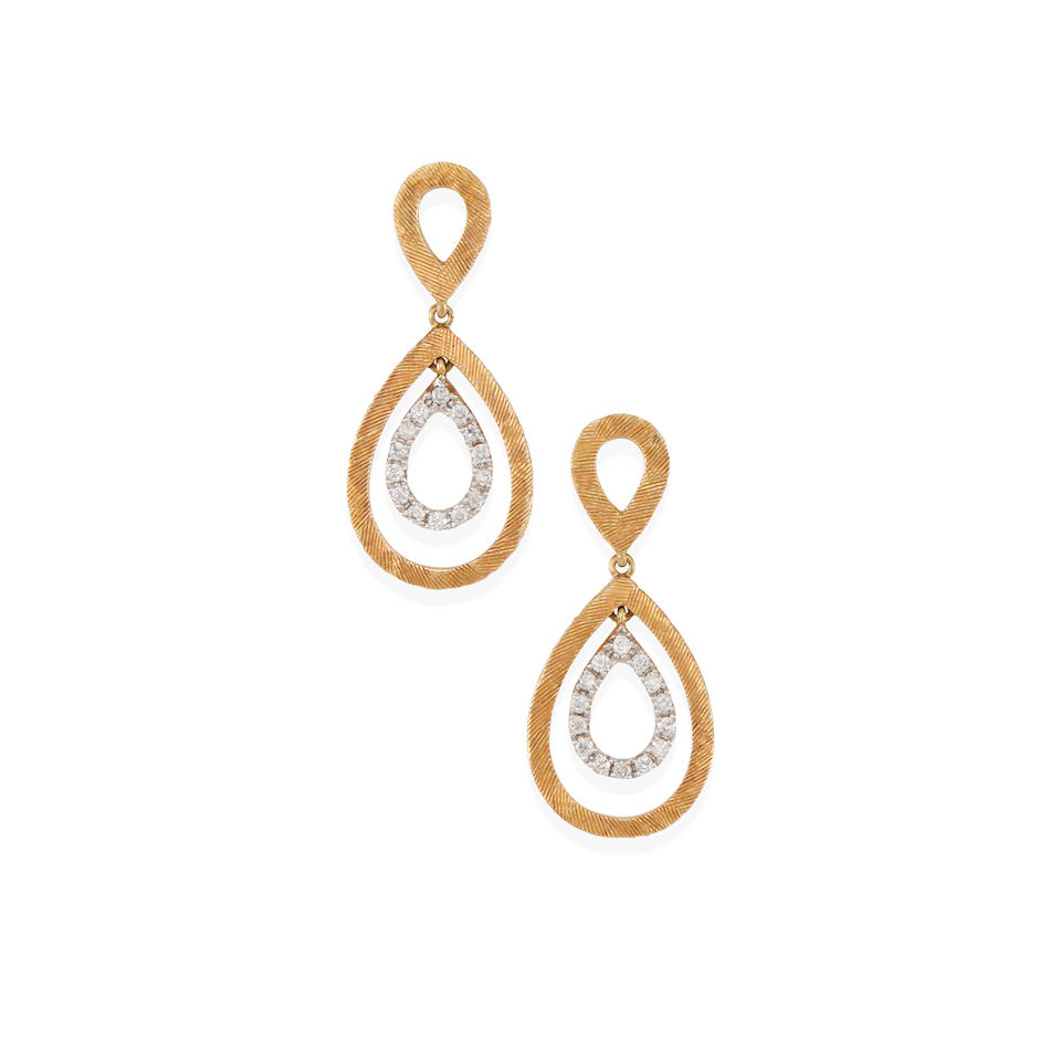 A PAIR OF 14K GOLD AND DIAMOND EAR PENDANTS