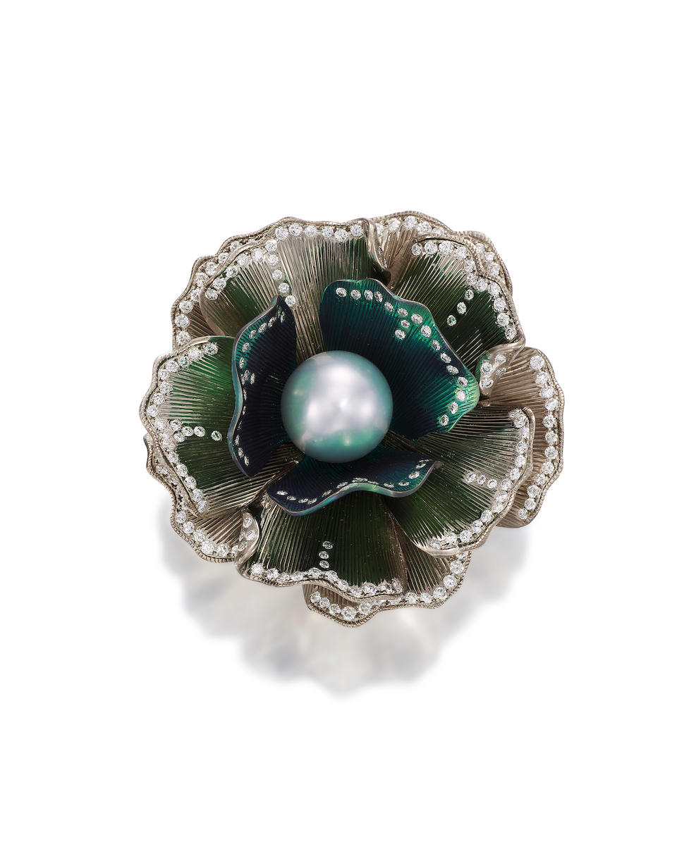TITANINUM, CULTURED PEARL AND DIAMOND 'FLOWER' RING