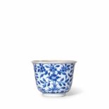 A BLUE AND WHITE 'FLORAL' CUP Kangxi