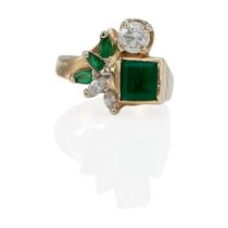A 14K GOLD, EMERALD AND DIAMOND RING