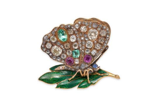 AN ANTIQUE GOLD, GEM-SET, ENAMEL, AND DIAMOND BUTTERFLY BROOCH - Bild 1 aus 3