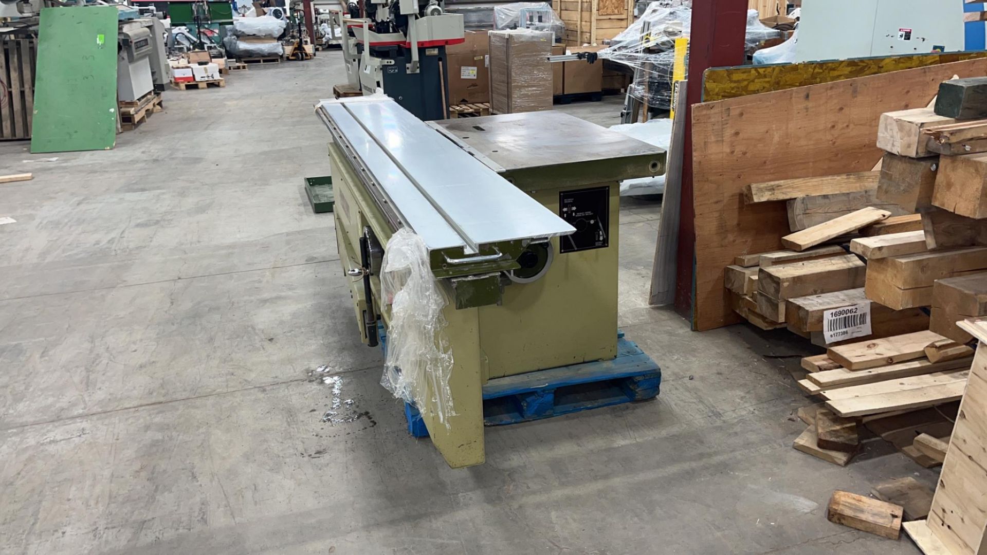 Paoloni P30 Sliding Table Saw - Image 9 of 18