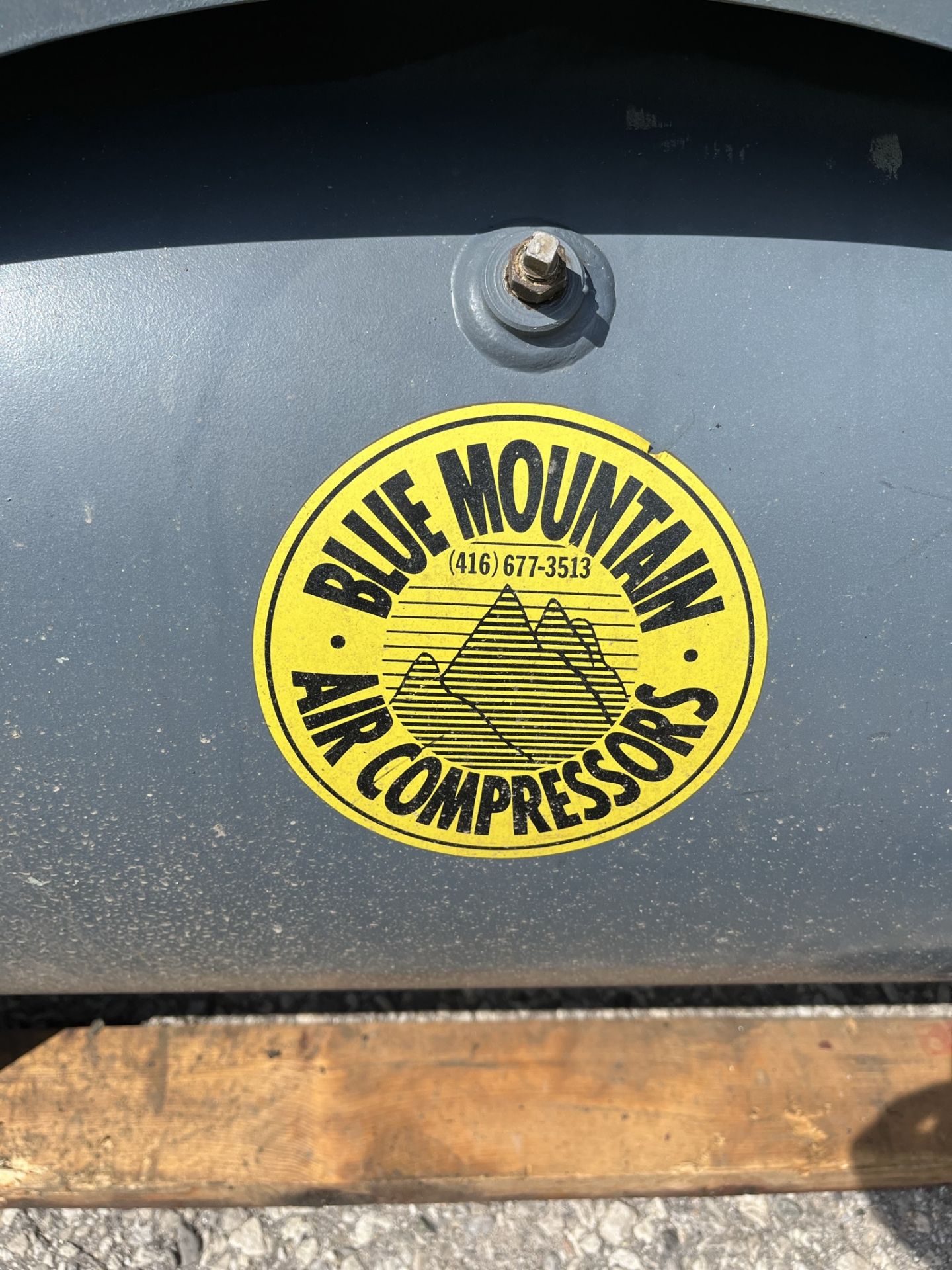 1986 Blue Mountain Air Compressor - Image 10 of 10