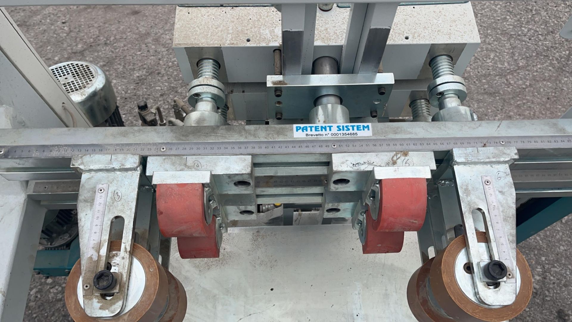 Costruzioni Moro Claudio STU 1000 Hydraulic Pit Clamp - Image 8 of 13