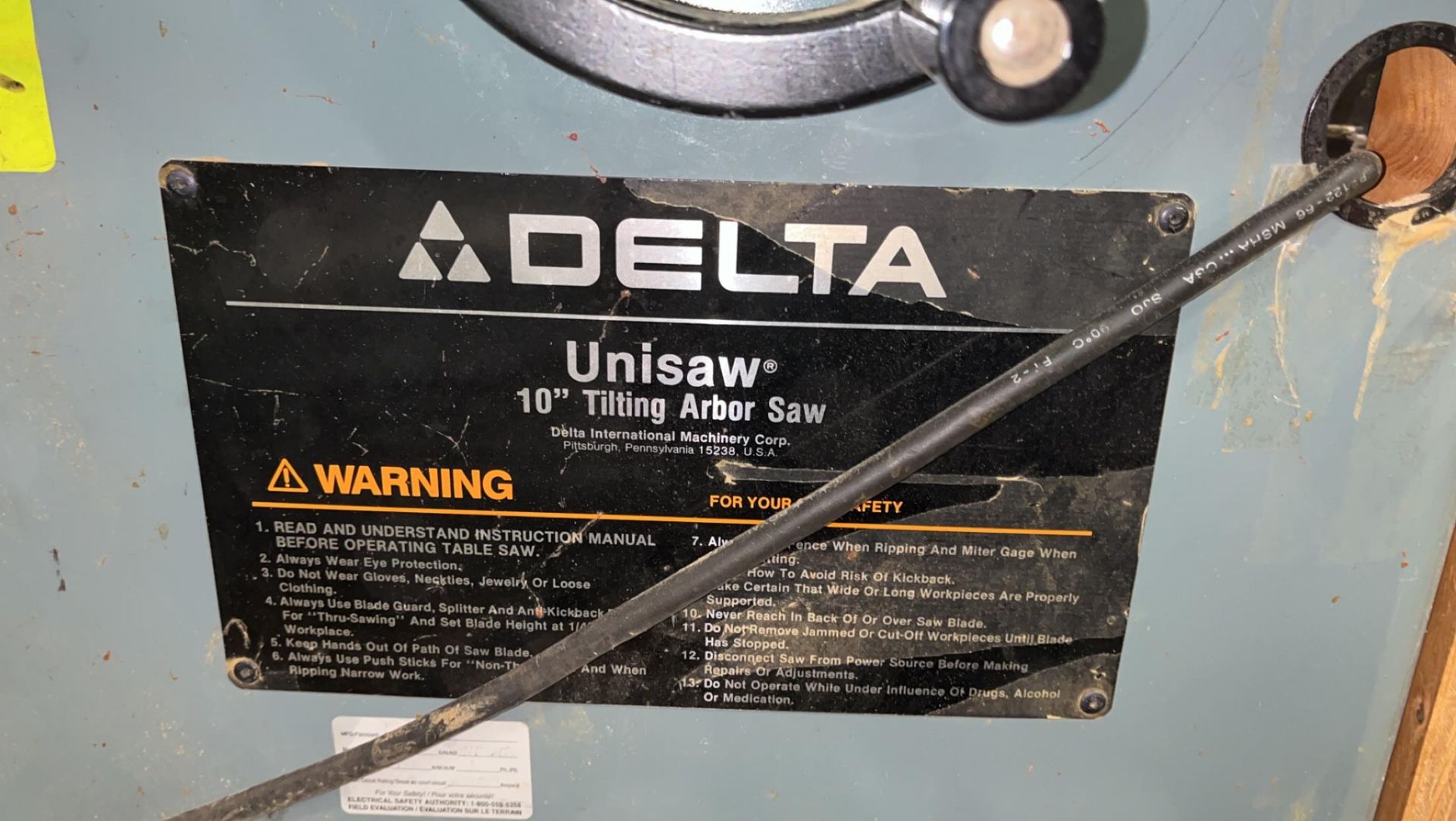 Delta Unisaw 34-450 10'' Tilting Arbor Saw - Image 4 of 8