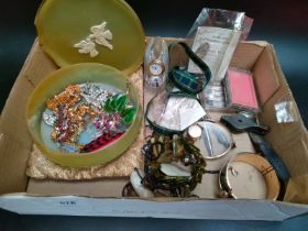 A box of collectables; jewellery, vintage jewellery loupe & other items