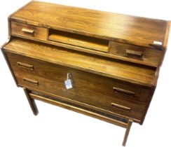 Mid Century Danish unit by Arne Wahl Iversen flanked by two short drawers above two long drawers