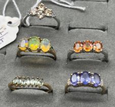 A Lot of five various 9ct and 10ct yellow and white gold rings; two 10ct white gold rings- Ceylon