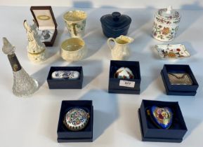 A selection of collectables; porcelain trinkets, le creuset heart dish, Belleek porcelain ware &