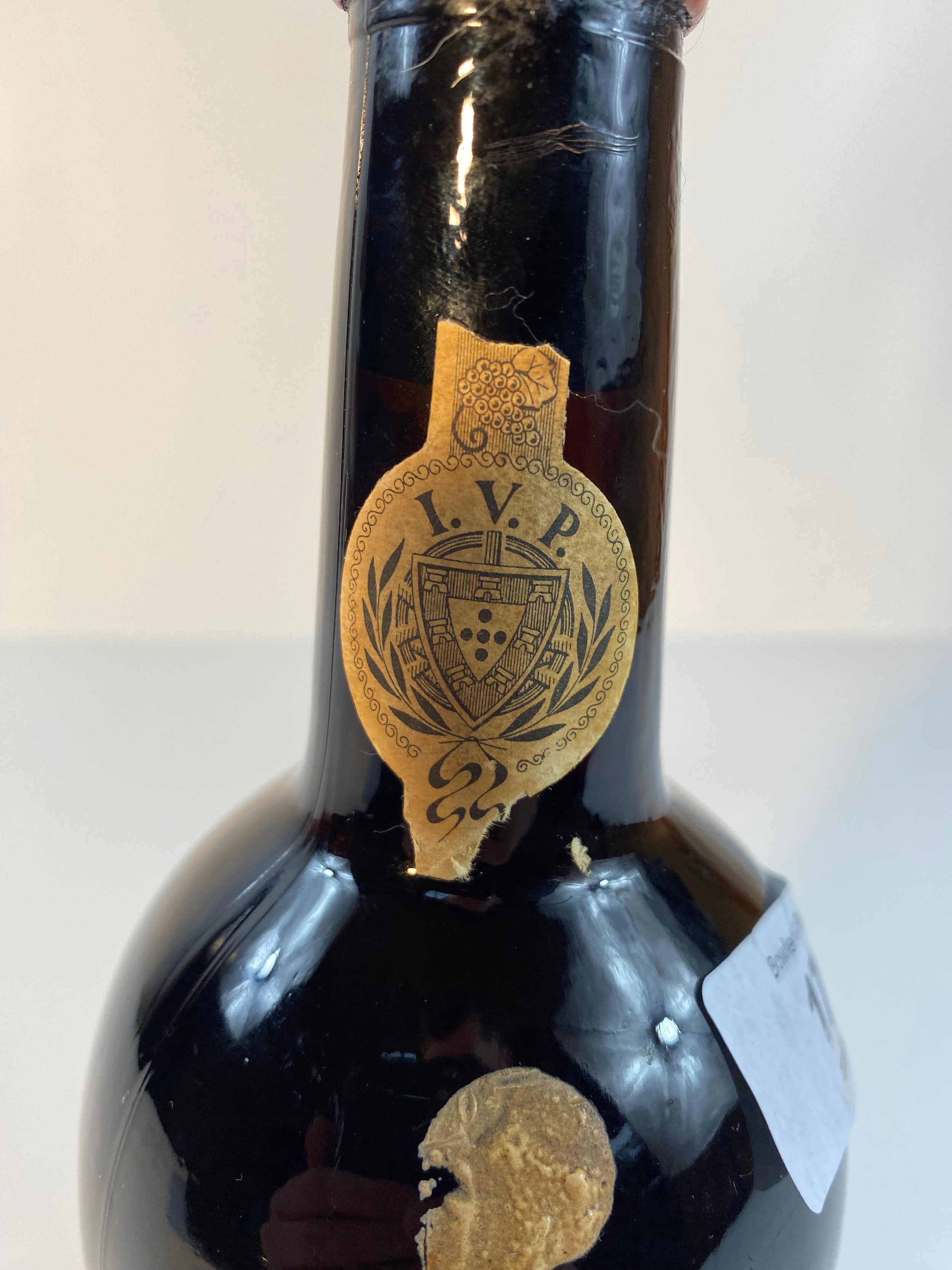 W & J Graham & co crusted port wine dated 1957-1959 - Image 4 of 5