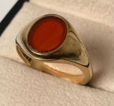 Birmingham 9ct yellow gold and red agate signet ring. [Ring size Y] [7.38Grams]